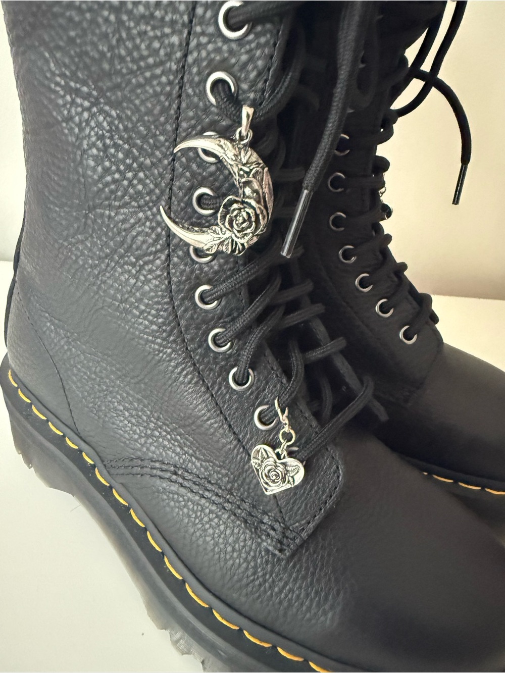 Dr Martens 1B99 quad black leather mid lace up combat boots - Picture 7 of 9